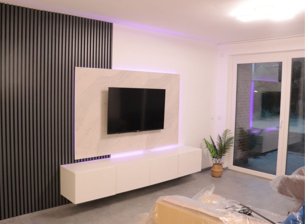 Möbel nach Renovierung - TV-Zimmer in Bochum