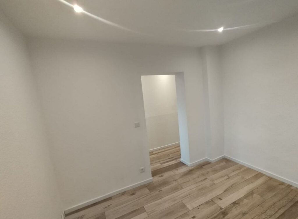 Fertig renovirtes Schlafzimmer in Bochum