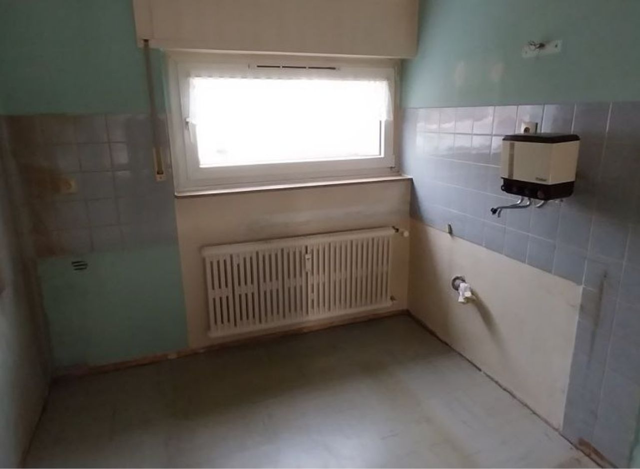 Leere Wohnung nach Entrümpelung Bochum